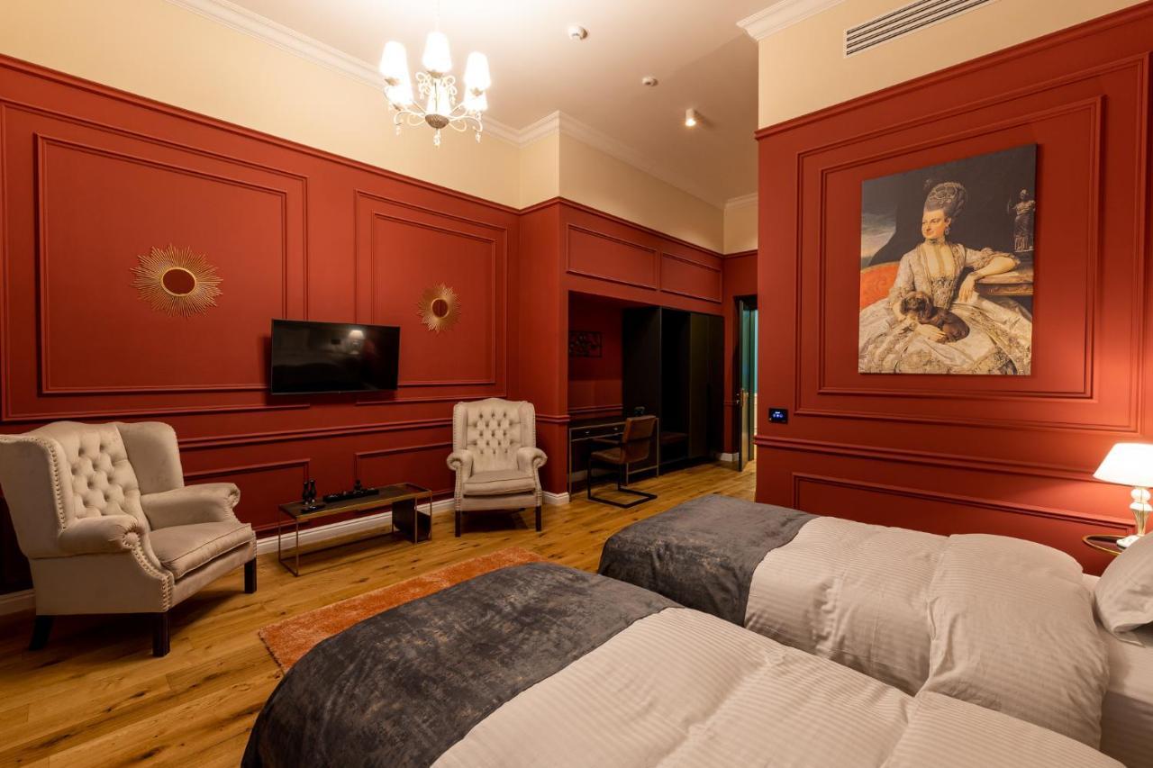 Boutique Hotel Cocosul De Aur Târgu-Mureş Екстериор снимка