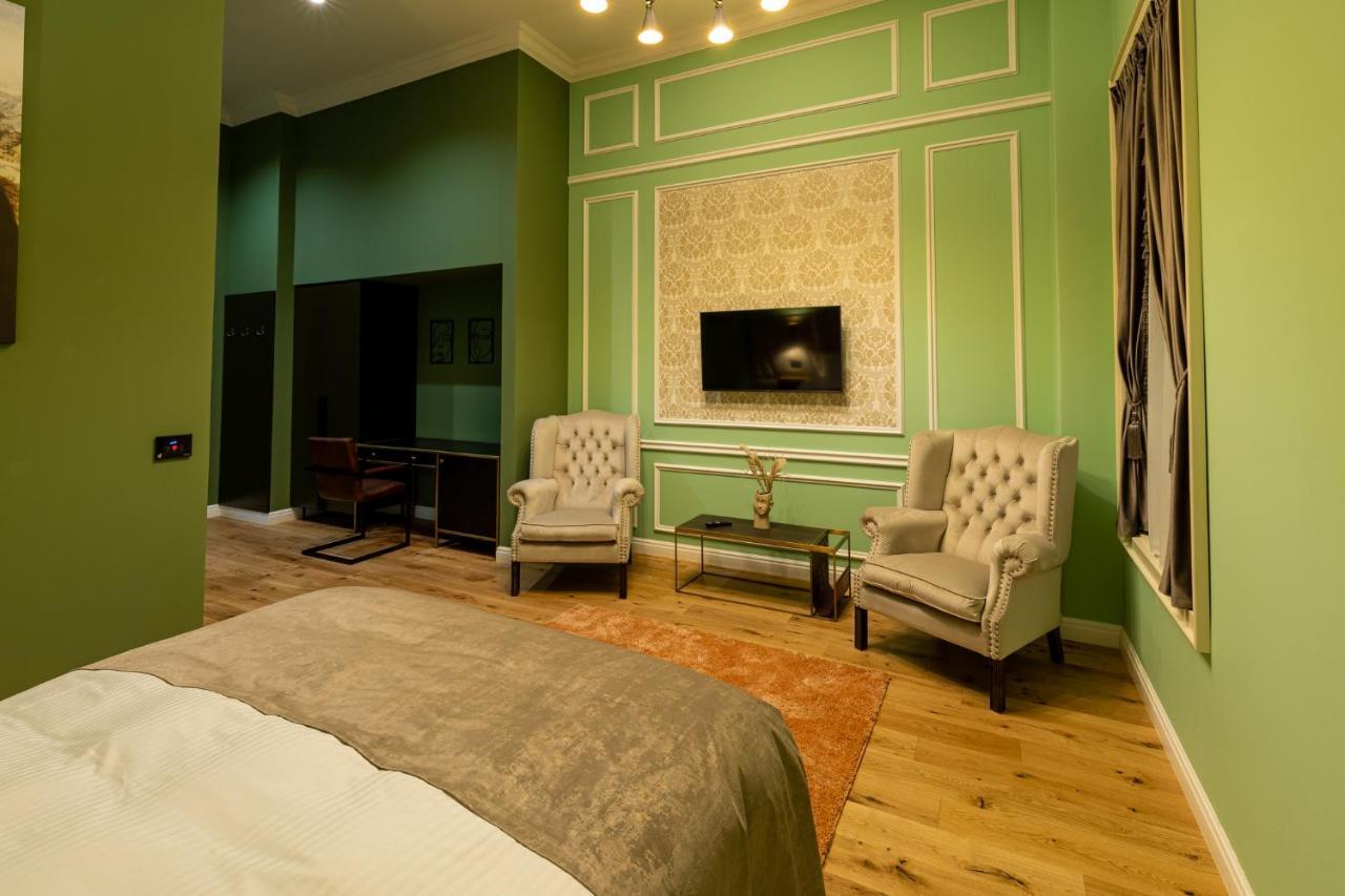 Boutique Hotel Cocosul De Aur Târgu-Mureş Екстериор снимка