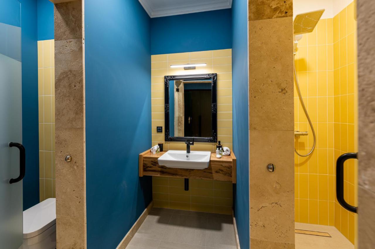 Boutique Hotel Cocosul De Aur Târgu-Mureş Екстериор снимка