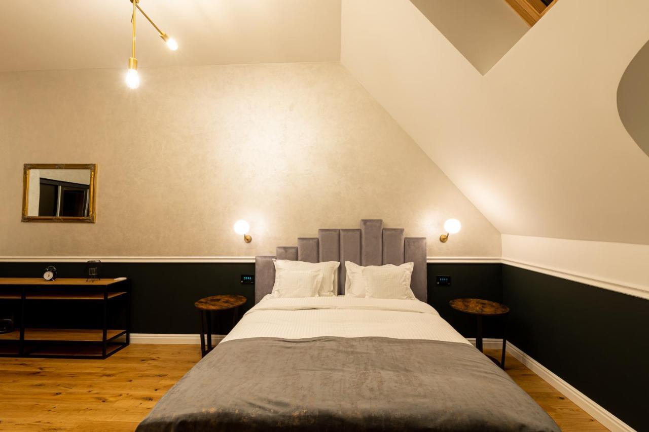 Boutique Hotel Cocosul De Aur Târgu-Mureş Екстериор снимка