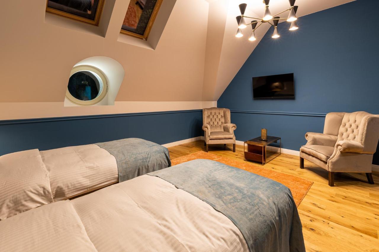 Boutique Hotel Cocosul De Aur Târgu-Mureş Екстериор снимка