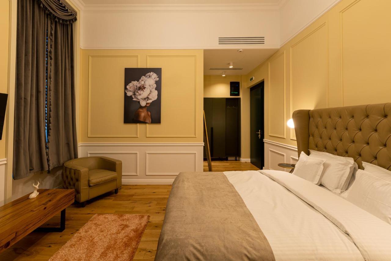 Boutique Hotel Cocosul De Aur Târgu-Mureş Екстериор снимка