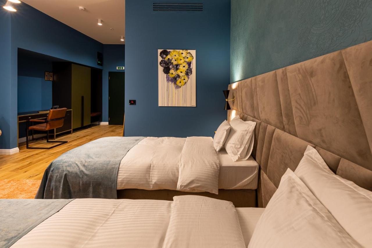 Boutique Hotel Cocosul De Aur Târgu-Mureş Екстериор снимка